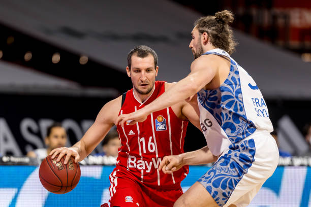 位首发球员 位首发球员